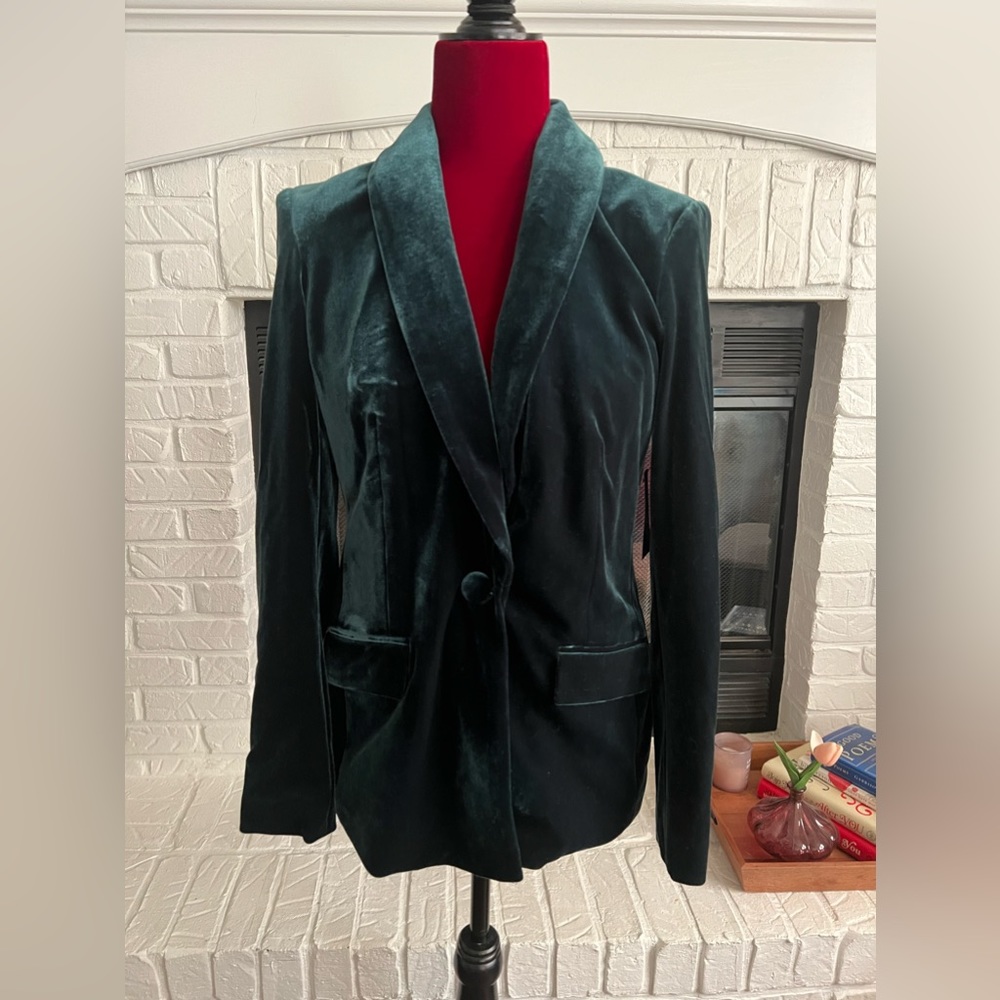 INC - International Concepts - Velvet - Emerald Green - soft - NEW WITH TAGS!